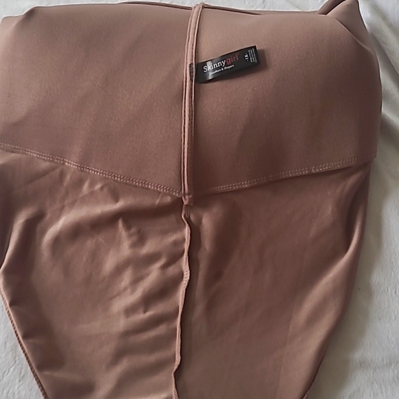 Firm Price Skinny Girl Shapewear - Picture 4 of 6